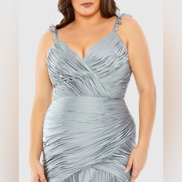 MAC DUGGAL 77009 NWT Ruched Ruffle Sleeve High Low Gown - Picture 2 of 6